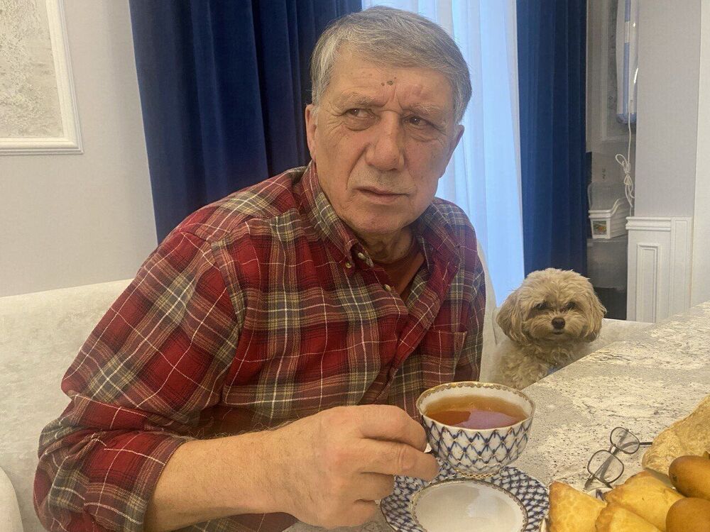 ���������� �����-���������, ���� ������� ������, 69 ���, ������������ ��� c�������� ���������