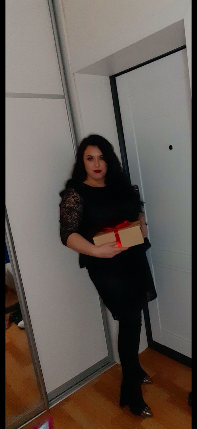  41587880  Oksana, 35 ,    