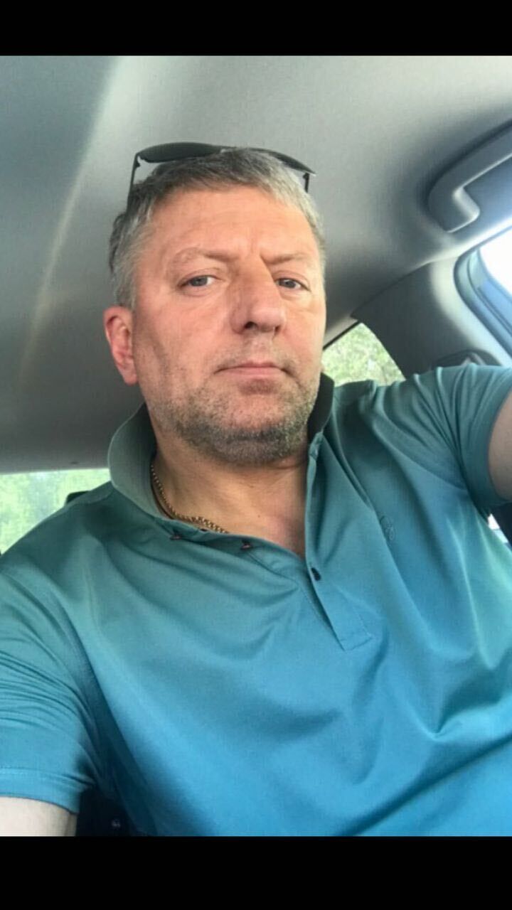  45040550  Foks, 49 ,    