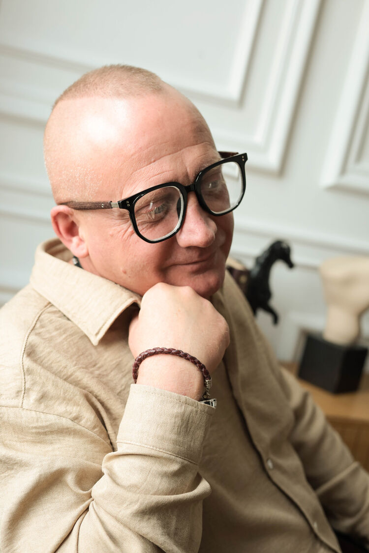 ���� 56181540 ������� �������, 48 ���, ���� ���������� � �����-����������