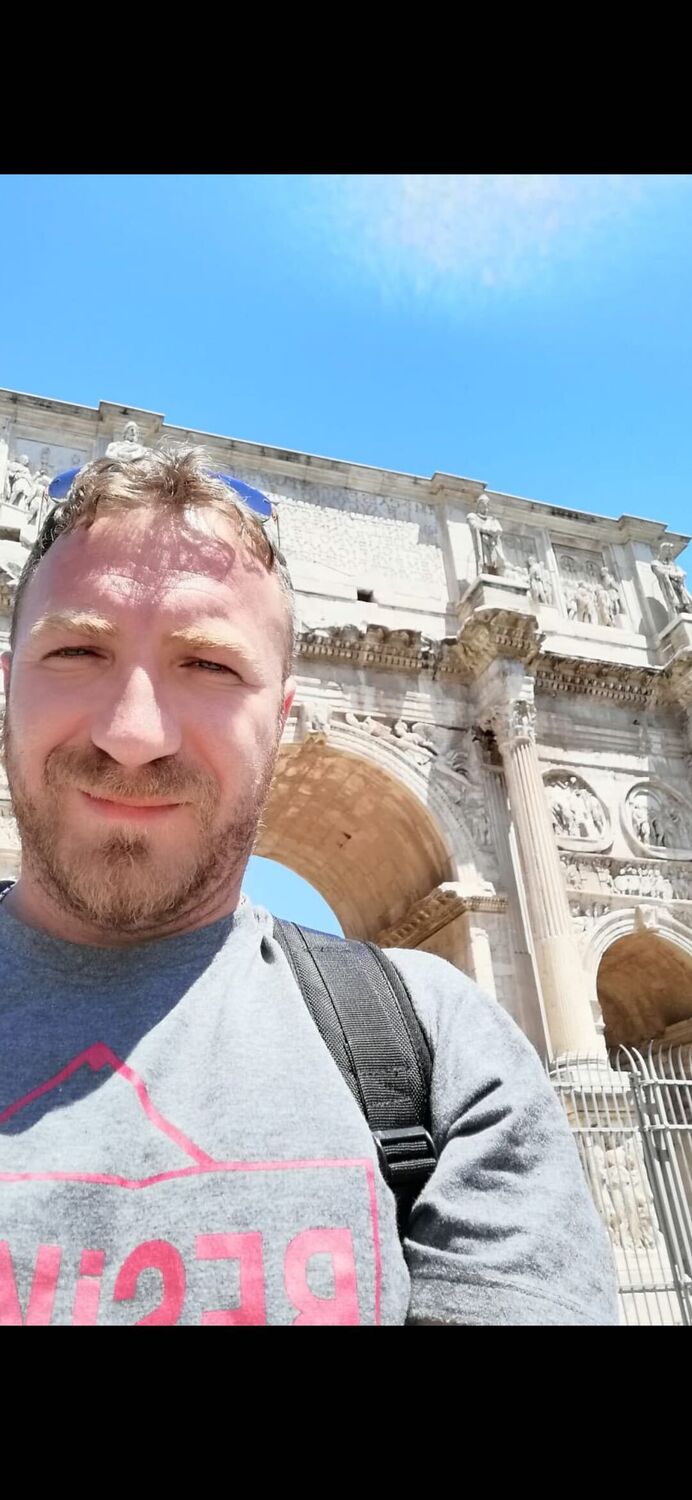  51862210  Batu, 46 ,    