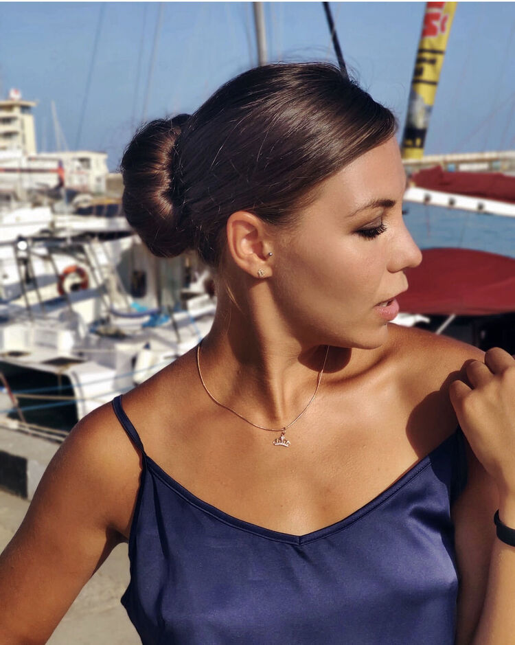  38542890  , 28 ,    -