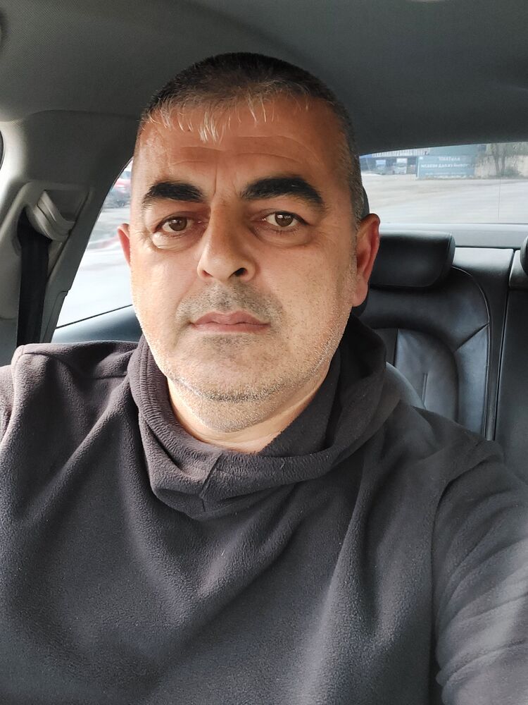  38584700  , 49 ,     