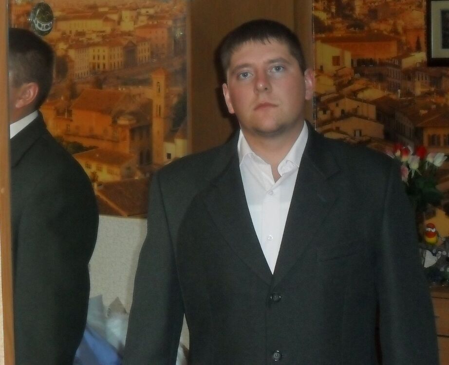  ,   Maks, 37 ,   ,   , c 