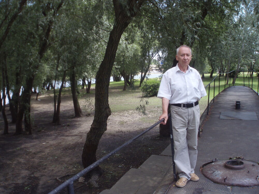  ,   , 77 ,   ,   , c 