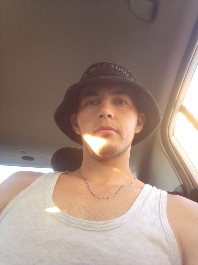  27798580  Bunyod, 24 ,    