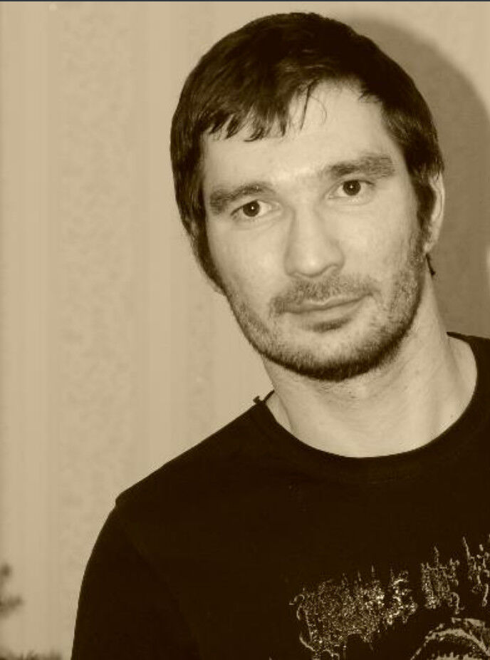  4292630  Gocha, 44 ,    