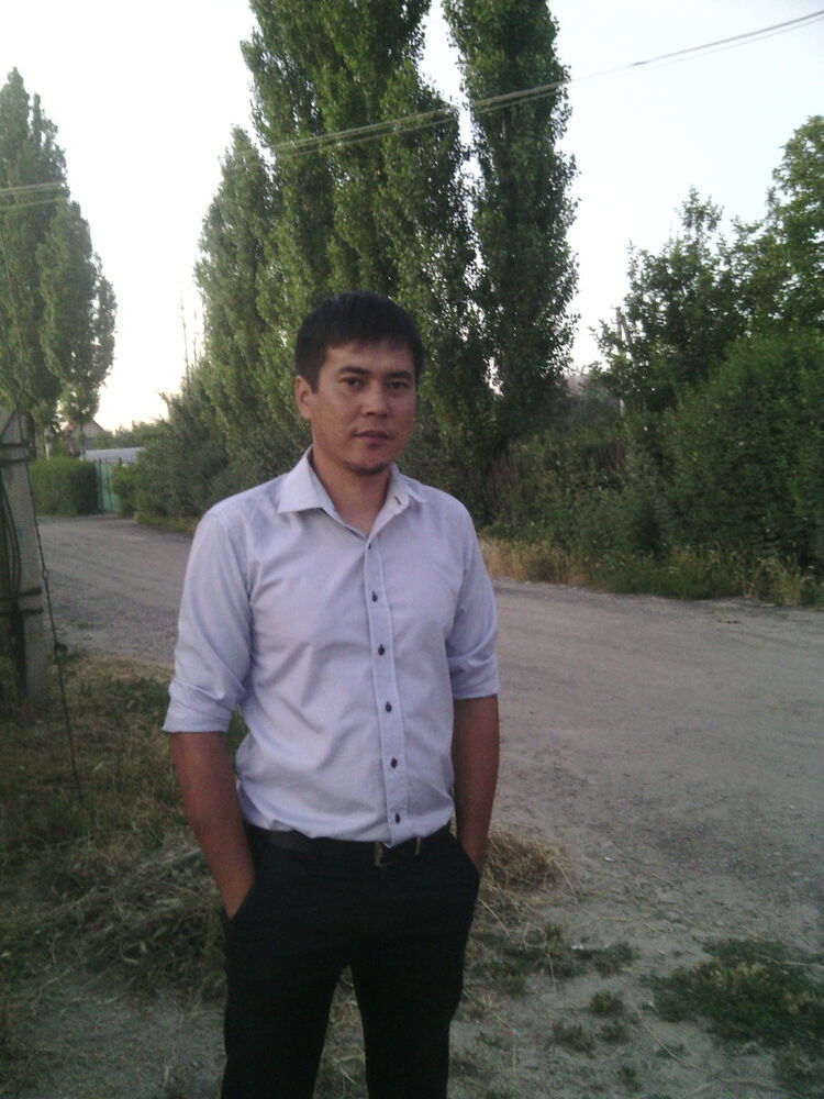  6087610  Rusbek, 37 ,    
