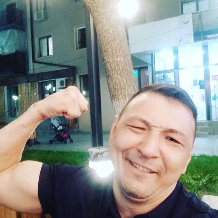  28848750  , 37 ,    
