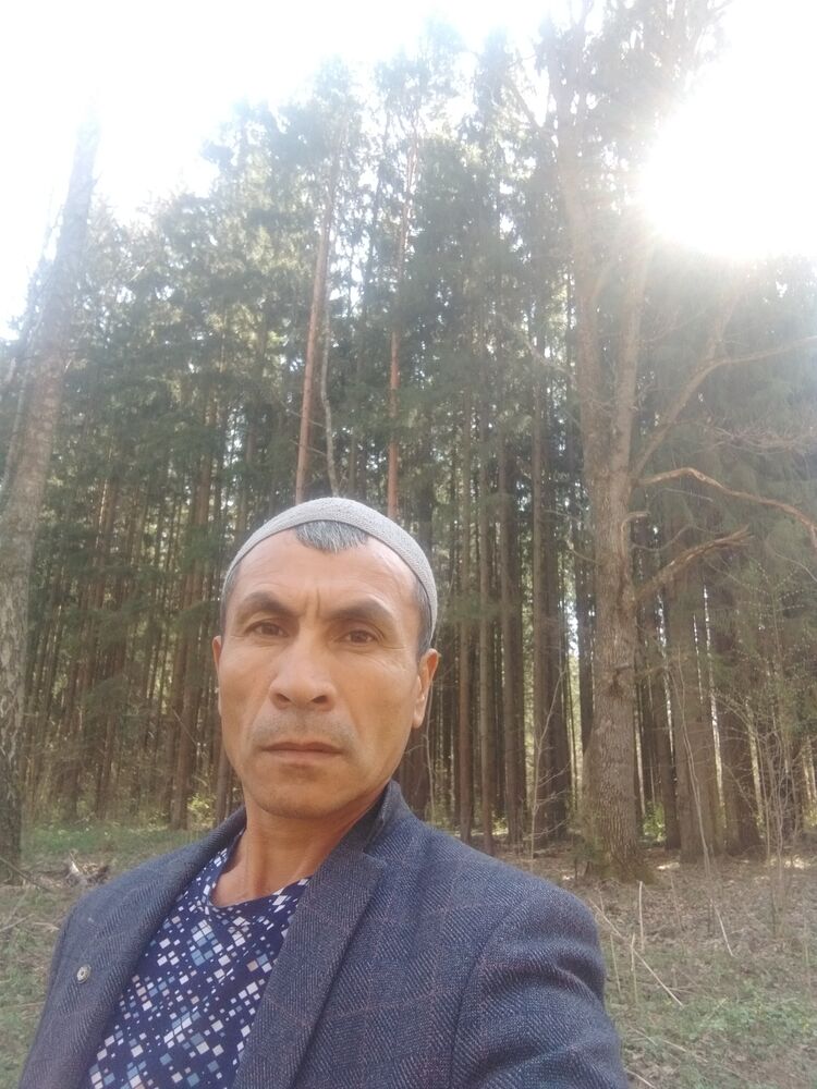  34238240  Ibrokhim, 48 ,    