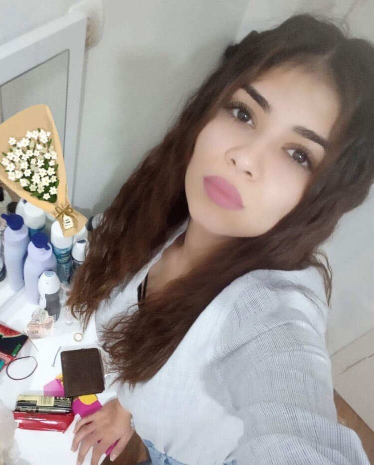  22733340  Amina, 29 ,    