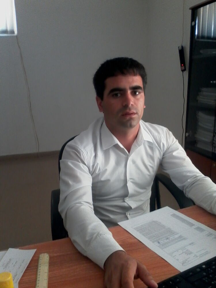  ,   Ismoil, 40 ,   