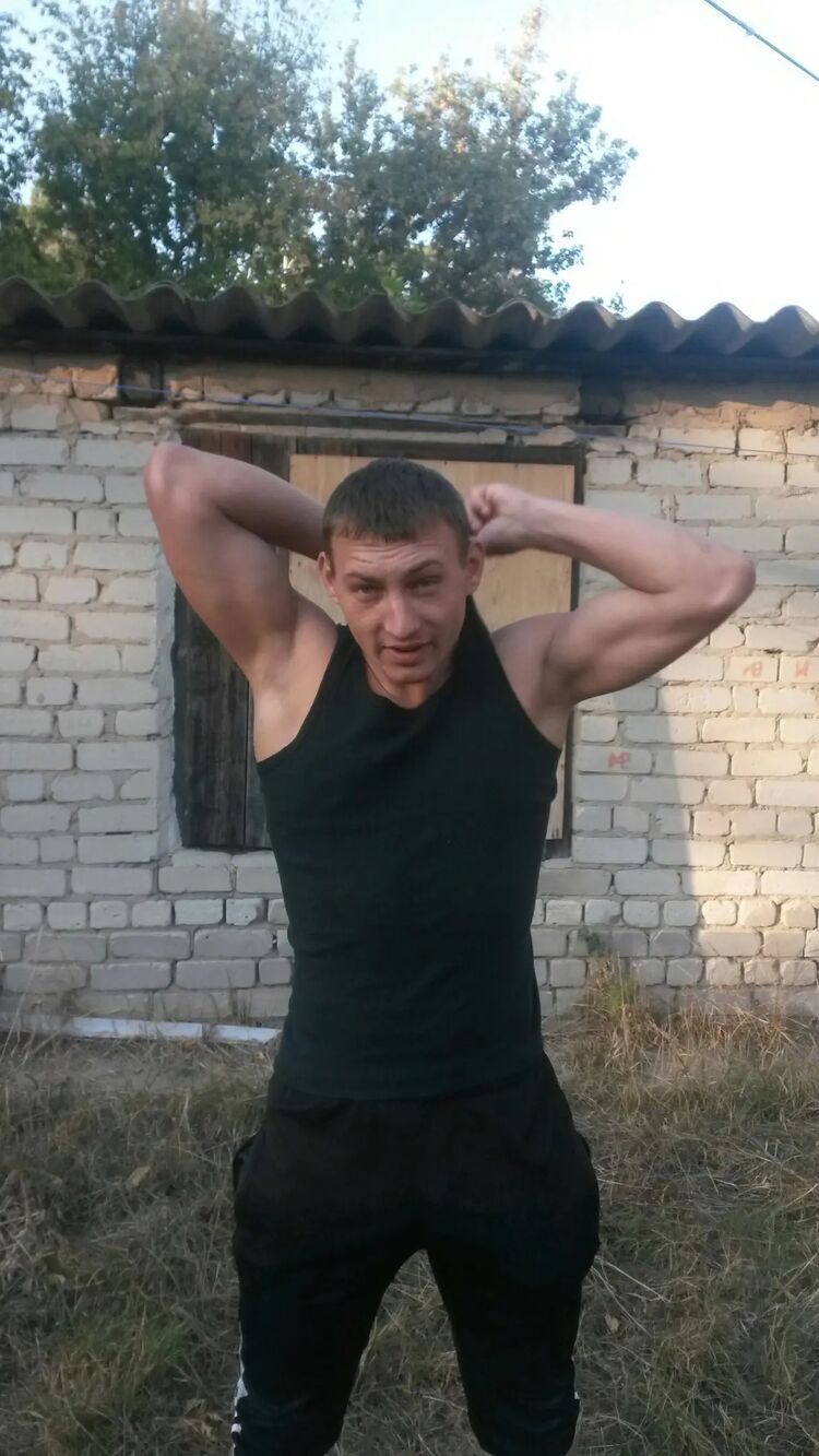  47593900  , 32 ,    