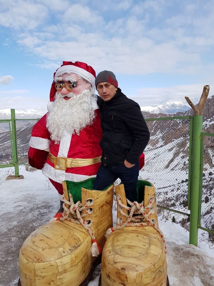  ,   Bahrom, 35 ,   ,   , c 