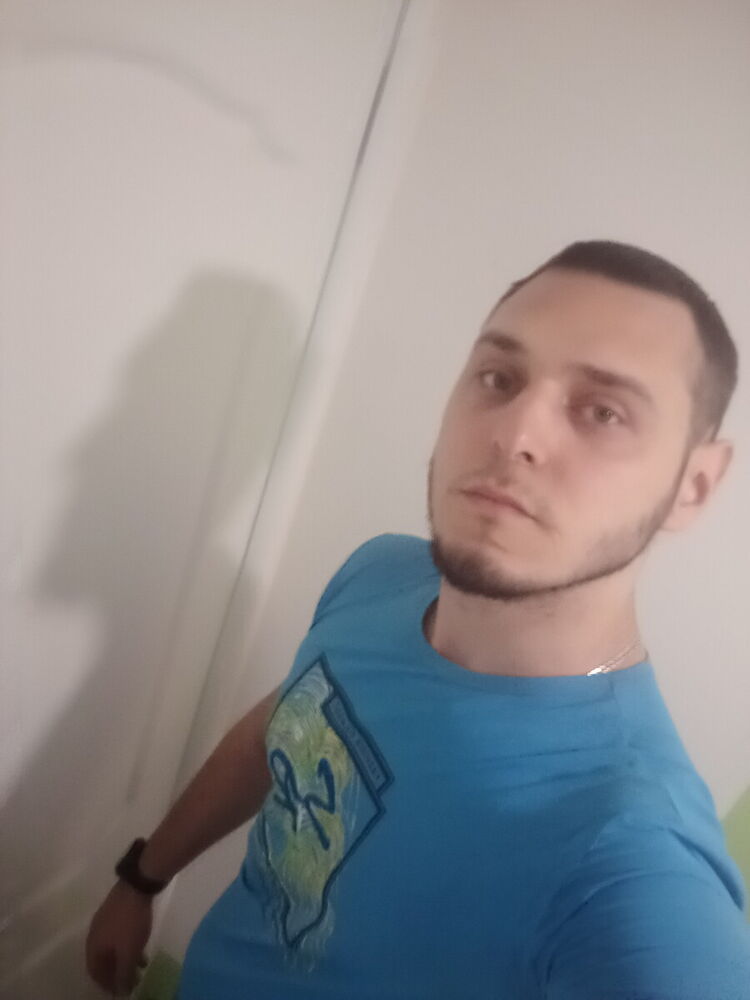  22401820  , 31 ,    