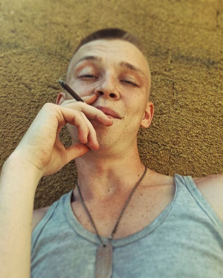  46396570  , 26 ,    