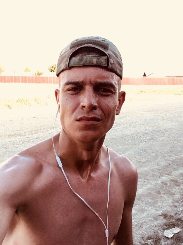  ,   Alexey, 32 ,   ,   