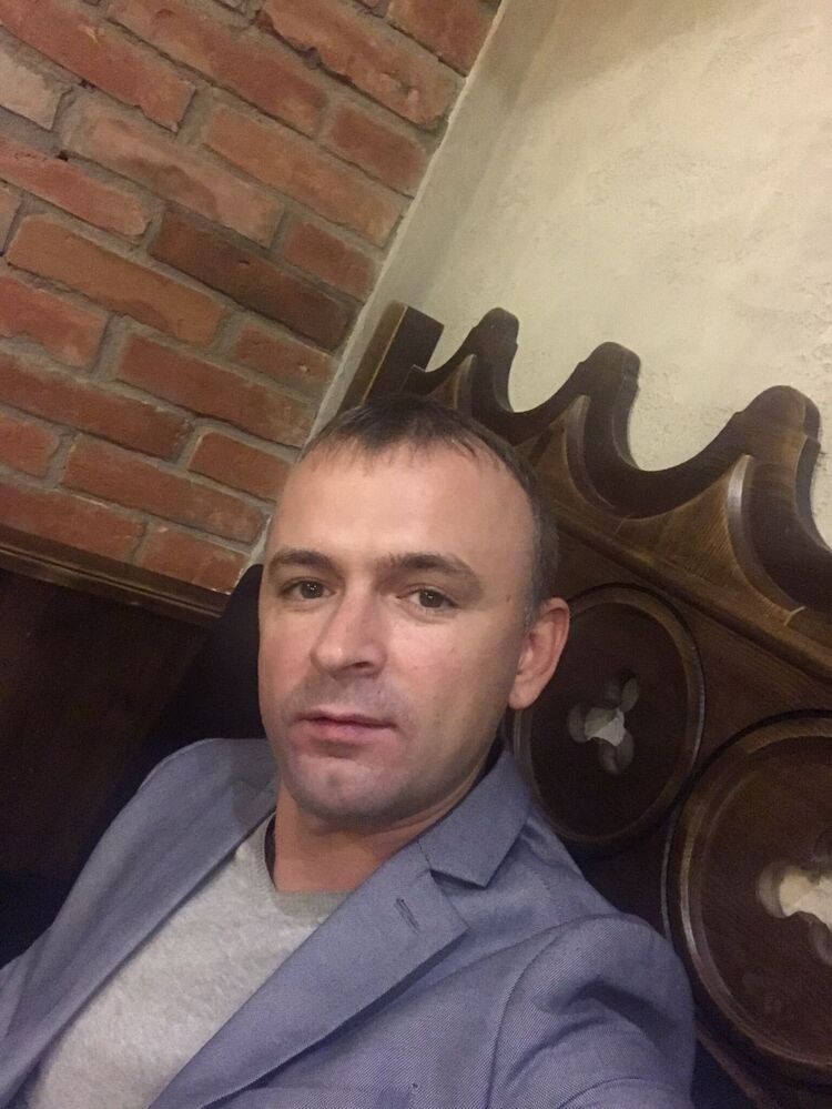  42088730  , 41 ,    