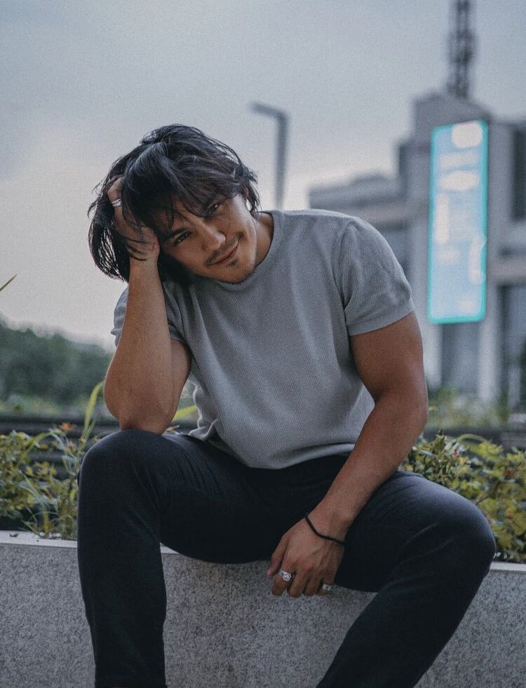  ,   Ibrokhim, 30 ,   ,   