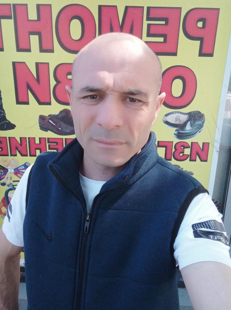  39578270  , 42 ,    