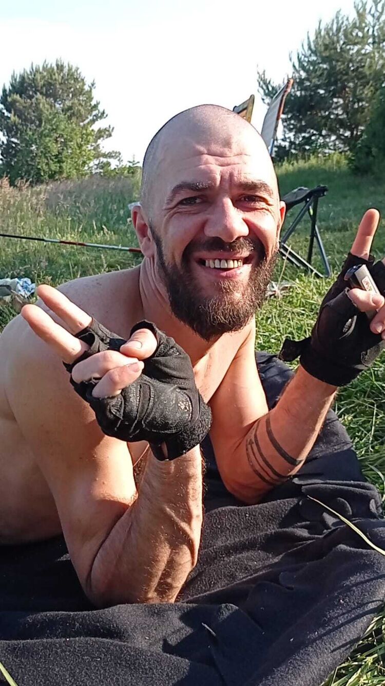  37953150  DLD LIUBOMYR, 41 ,    Bohnice