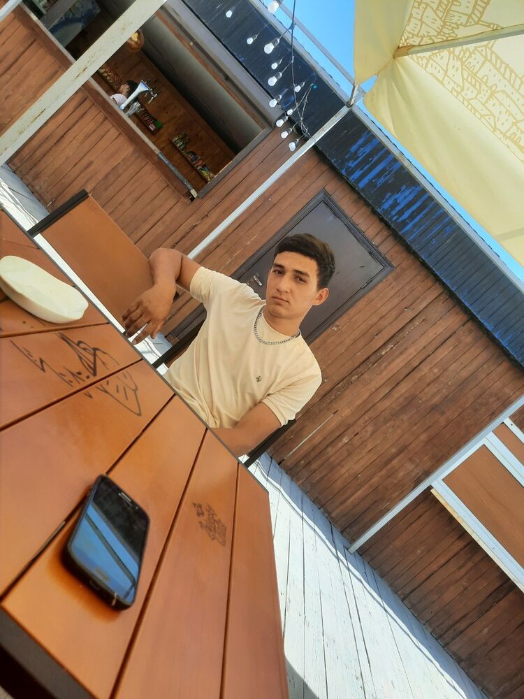  ,   Sardor, 22 ,   ,   