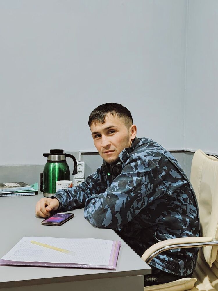  50917010  Ravshan, 24 ,    