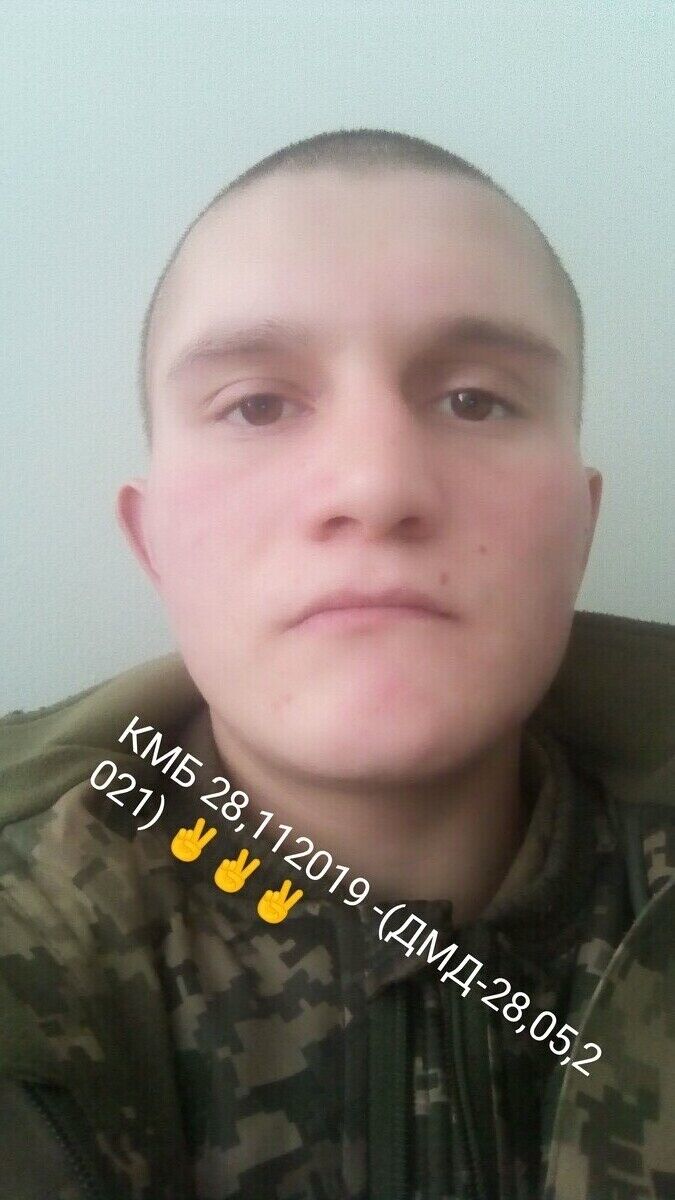  ,   Andrej, 27 ,   ,   , c 