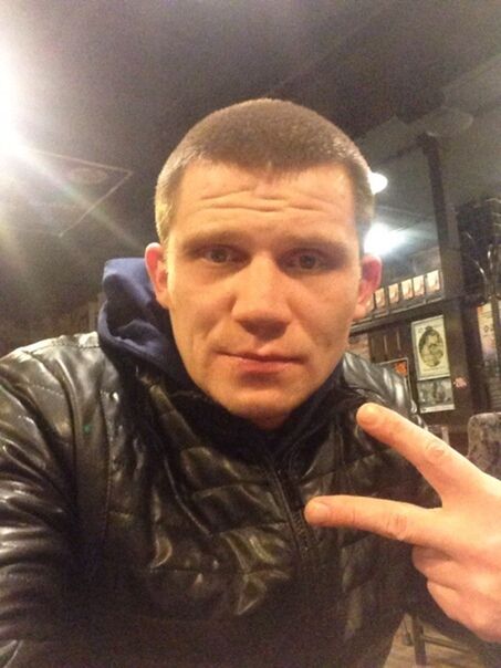  30963610  Anton, 36 ,    