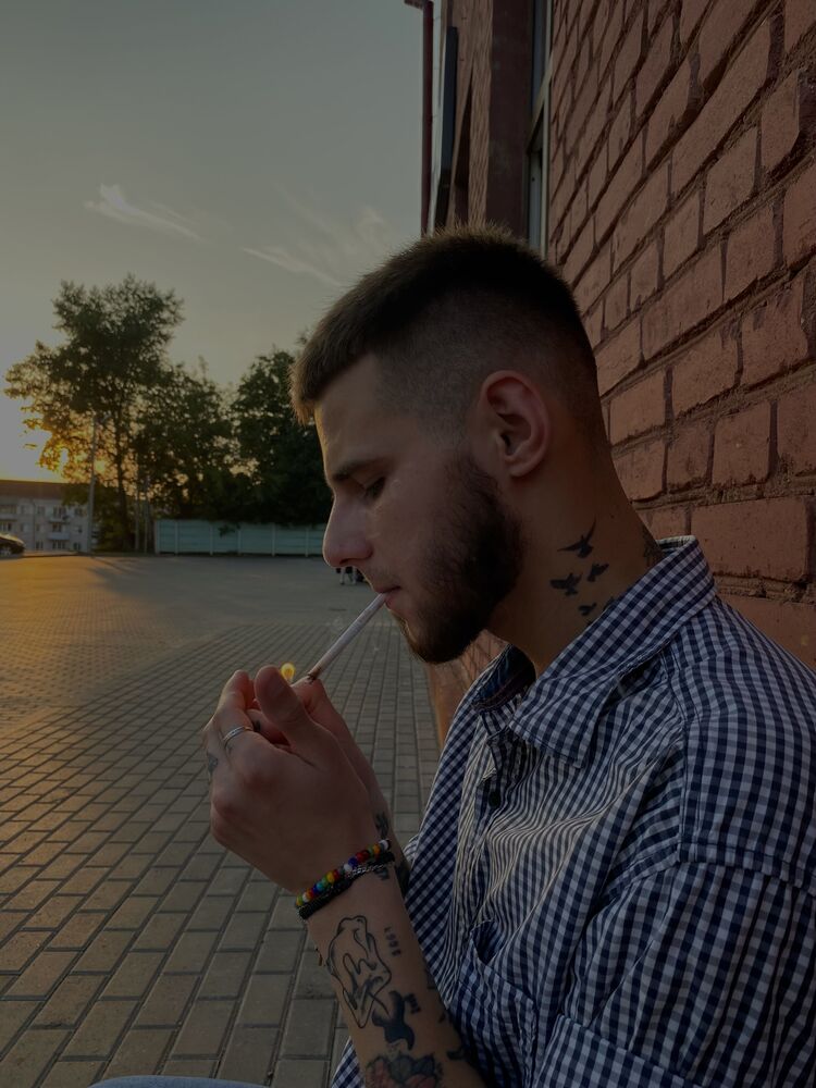  39745000  , 23 ,    