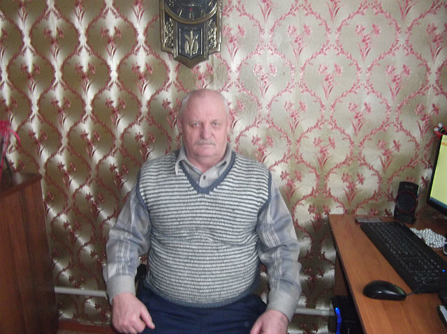  18114740  Vitek, 76 ,    