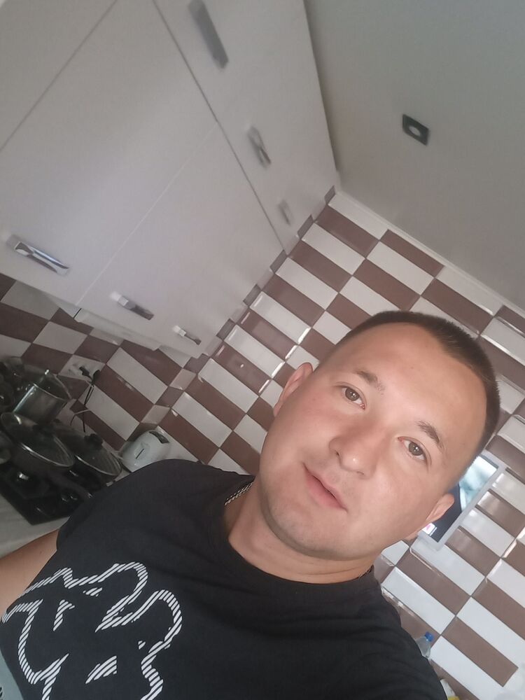  32134590  , 33 ,    