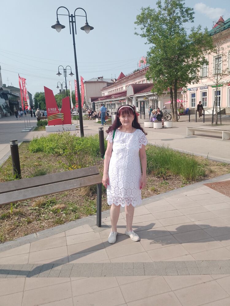  52372130  Olga, 62 ,    