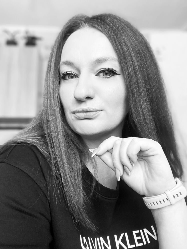  -,   InessA, 36 ,   c 