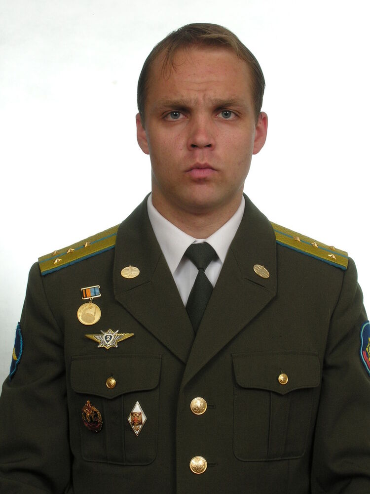  9623070  Suovik, 43 ,    