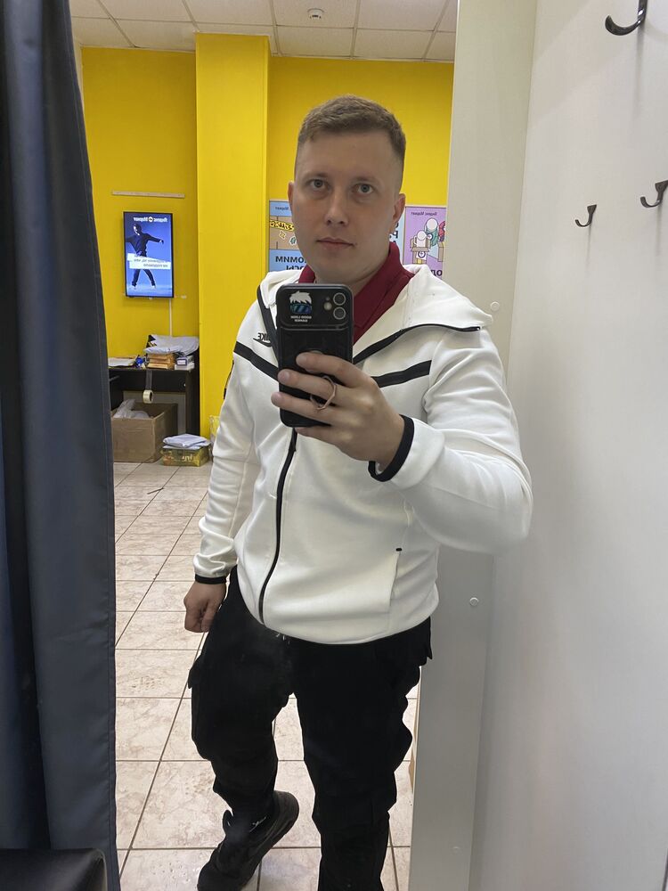  35642650  , 33 ,    