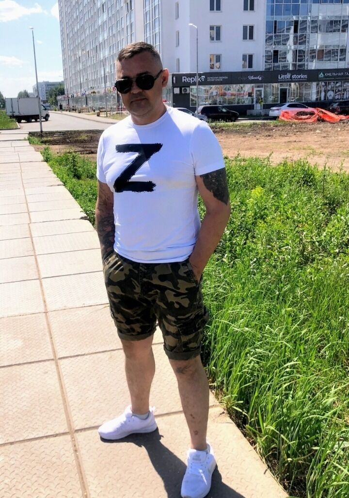  51433570  Lenar, 39 ,     