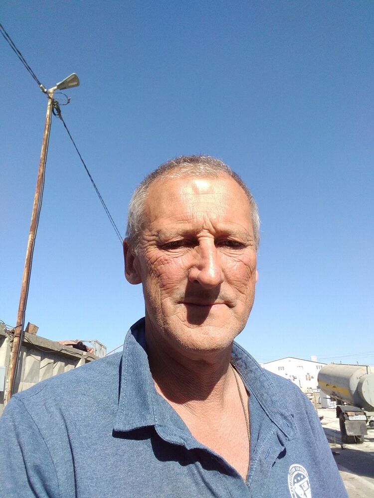  20834100  Yra, 58 ,    