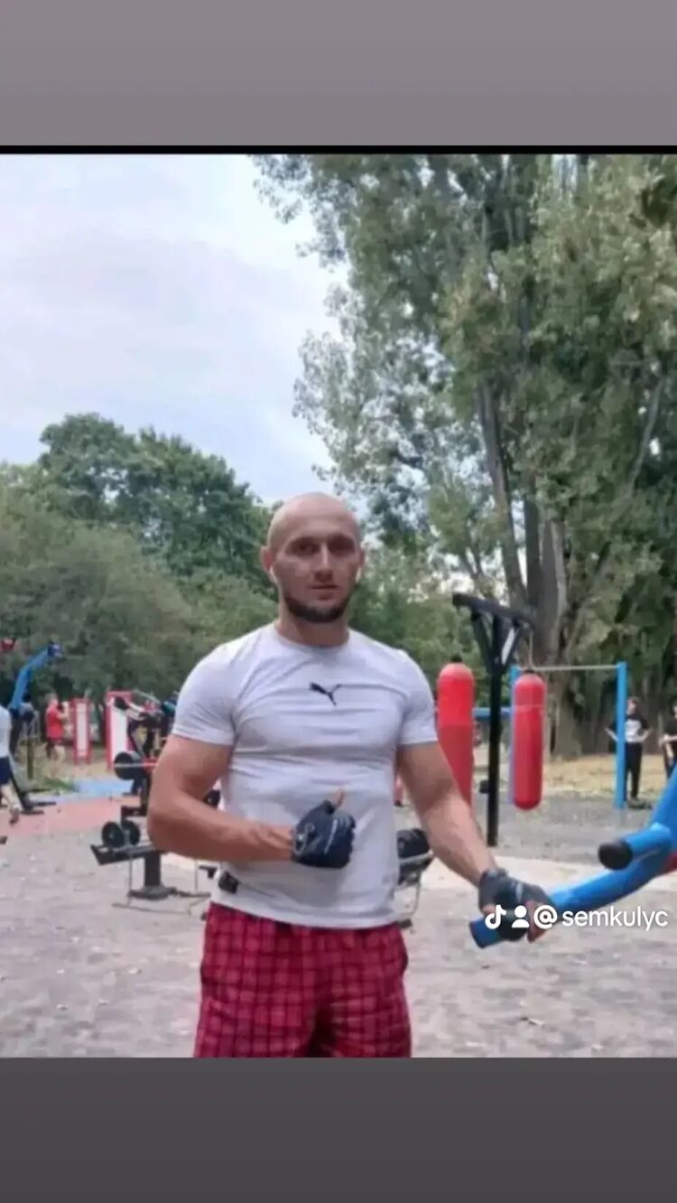  ,   Ivan, 30 ,   ,   