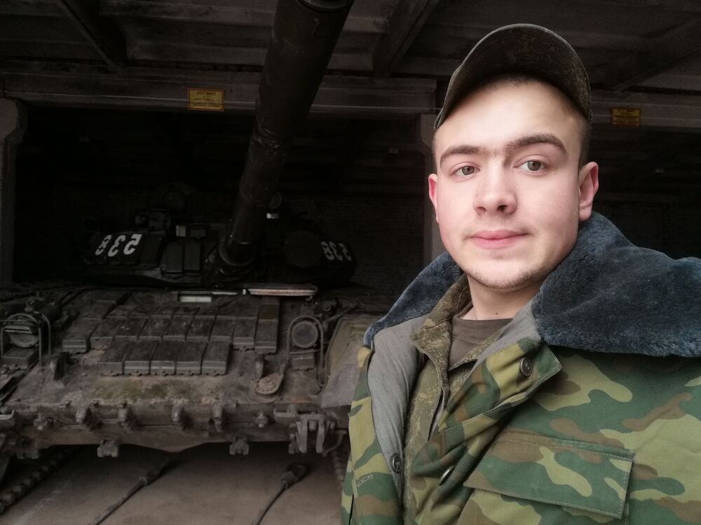  33177230  Yura, 27 ,    