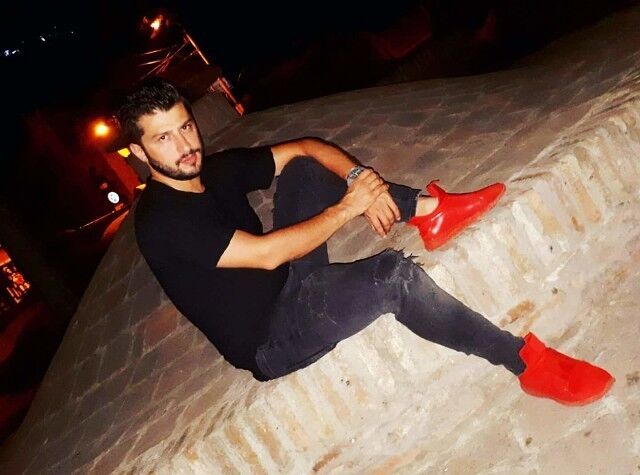  ,   Vako, 38 ,   