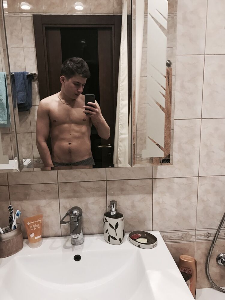  ,   Artem, 30 ,   ,   , c 