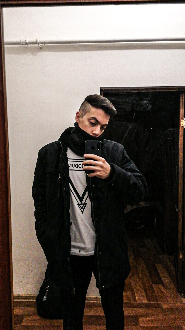  50233920  , 23 ,    
