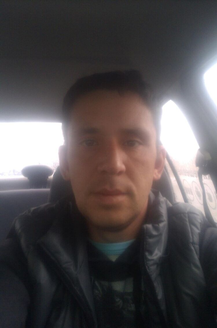  7403890  , 44 ,    