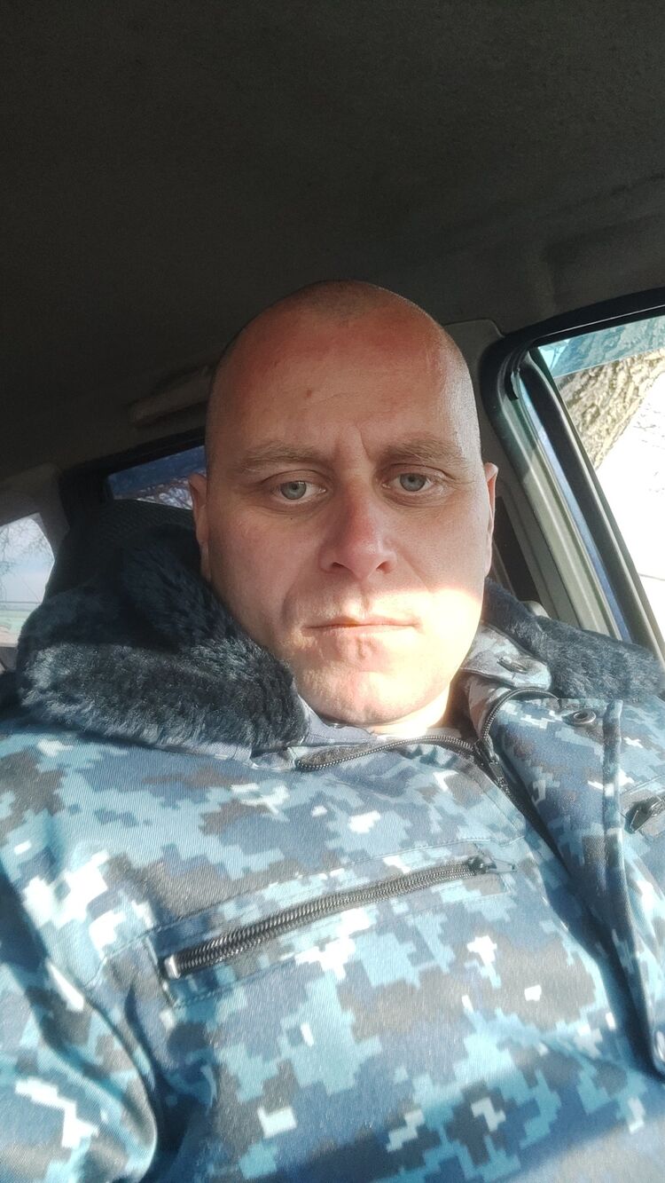  48391980  , 37 ,    