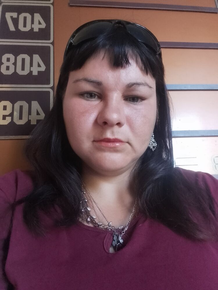 45275470  Nvanova , 32 ,    