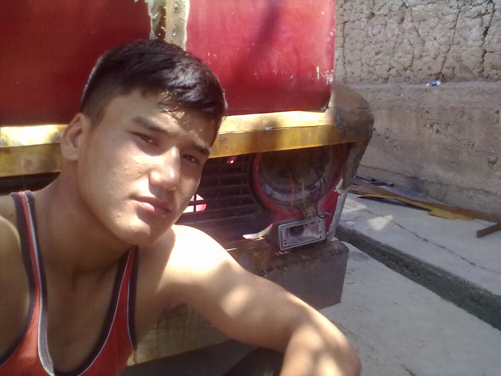  ,   Kolya, 28 ,   , 
