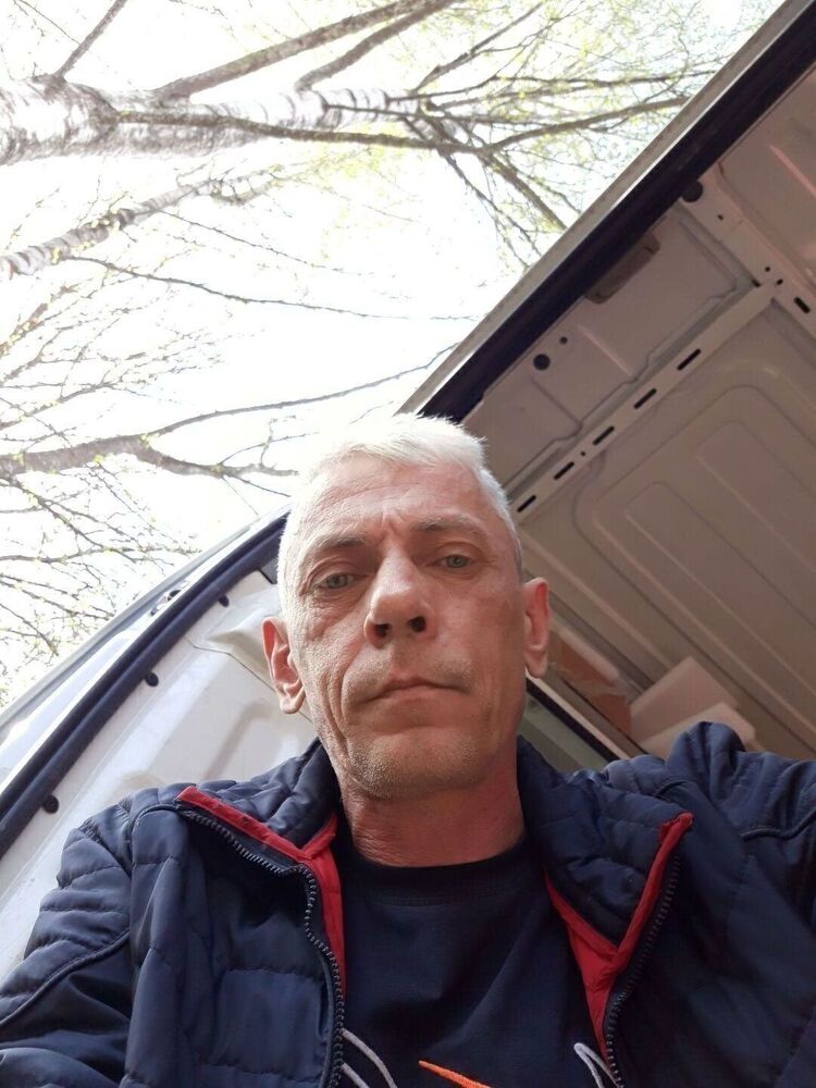 51206860  IGOR, 46 ,    