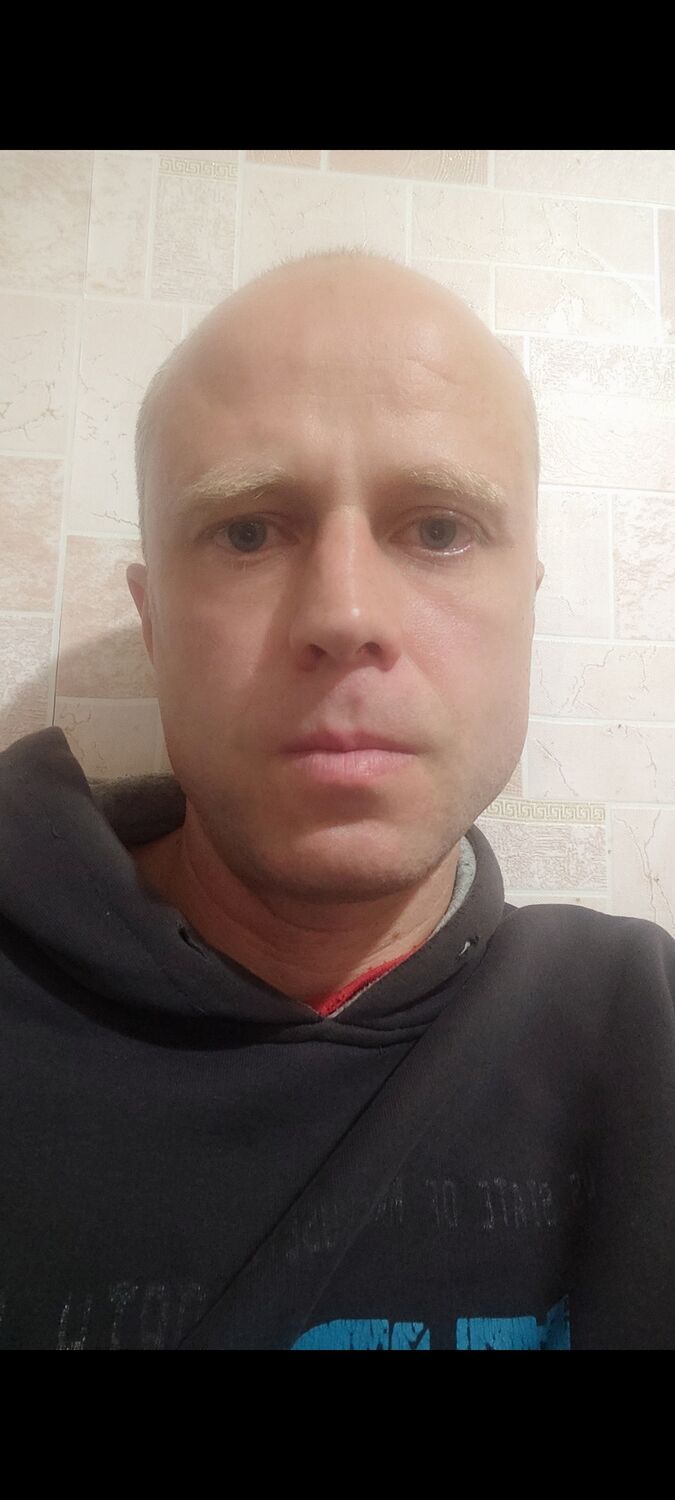  45322930  Evgeny, 44 ,    