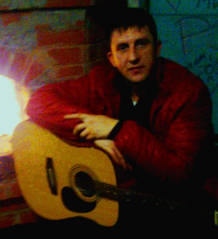  5925460  Santyago, 42 ,    -